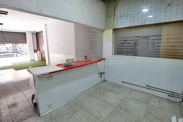 Local comercial 169m² en venta - Zona Pueblo — 5