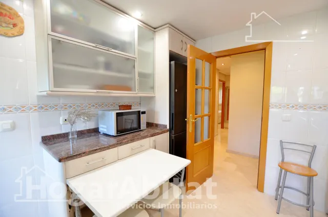 EN RESIDENCIAL CON PISCINA Y GARAJE CERCA DEL MAR — 11