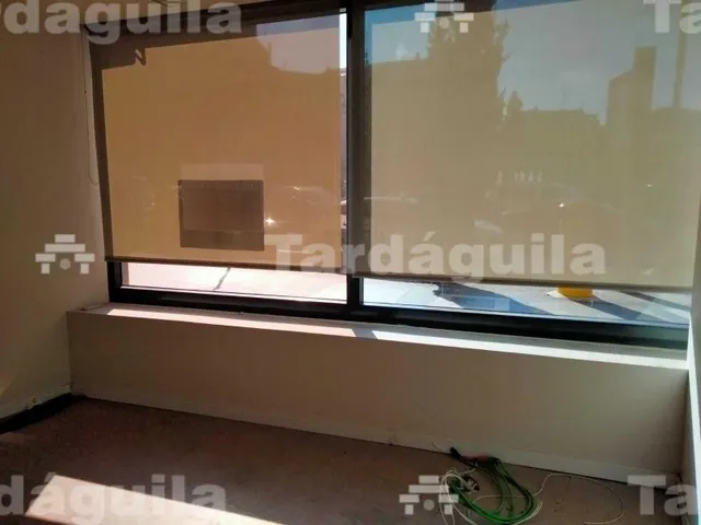 LOCAL EN PUERTA ZAMORA. — 3