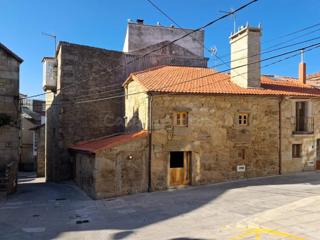 Bonita casa de piedra en Laxe - foto 2