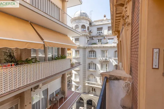 EXCLUSIVA VIVIENDA SEÑORIAL EN ANGEL GANIVET, EN PLENO CORAZON DE GRANADA — 43