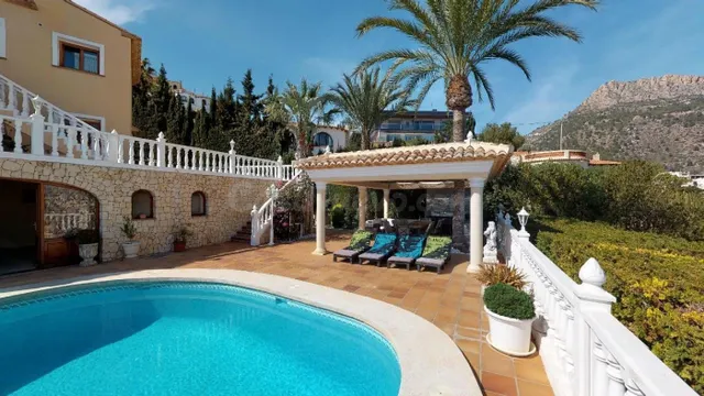 Increíble Villa de Lujo en Maryvilla - foto 4