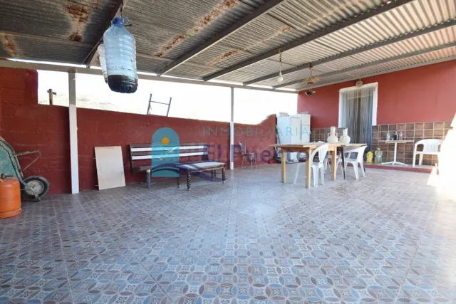PRECIOSA CASA DE CAMPO CON AMPLIO TERRENO. REF 841 - foto 2