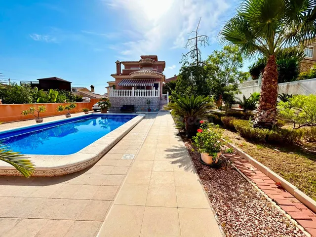 Villa 2 habitaciones 200m² en venta - La siesta