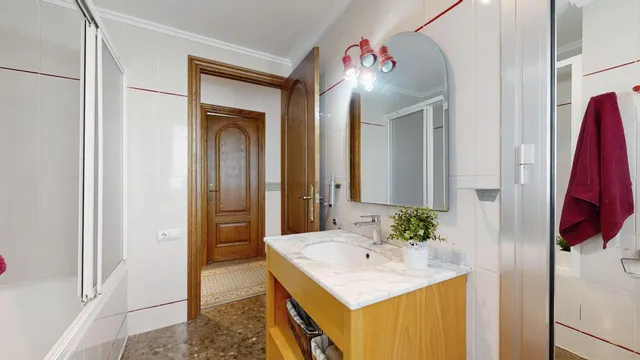 CHALET INDEPENDIENTE EN EL VEDAT DE TORRENT — 40