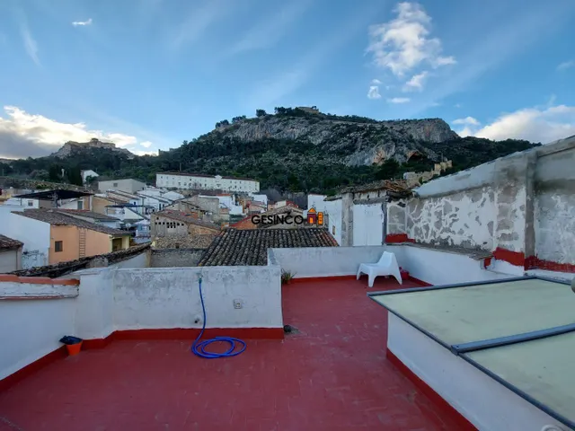 ENCANTADORA CASA REFORMADA, EN CASCO ANTIGUO — 17