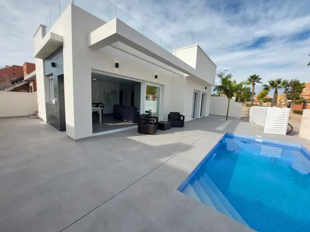 Villa Pareada en La Herrada, Los Montesinos. — 13