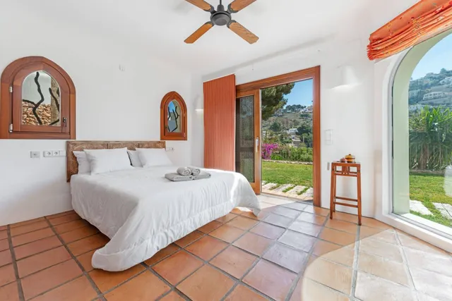 Villa de Estilo Finca Mediterránea con Vistas al Mar en Moraira — 28
