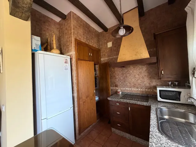 AMPLIA PARCELA RÚSTICA CON CASITA Y ZONA DE HUERTO!! — 17