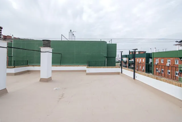 Estupenda vivienda junto José Laguillo con parking en superficie!!! — 25