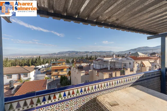 Casa adosada con terraza, vistas a Granada y Sierra Nevada, garaje y sótano — 35