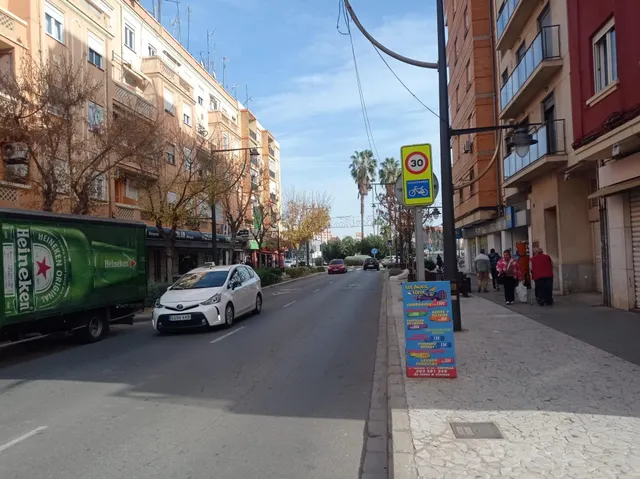 21 Inmobiliarias vende este local en activo con rentabilidad en la avenida principal — 4