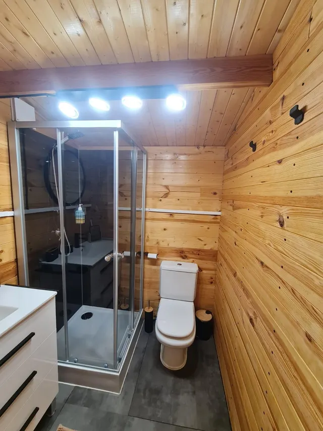 Casita  de madera con una gran parcela edificable  en Cumbres Verdes. — 14