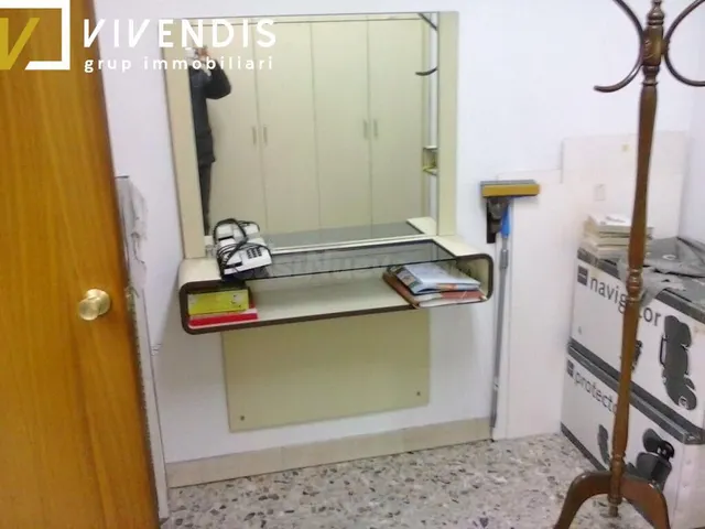 LOCAL COMERCIAL EN VENTA ZONA DOCTOR COMBELLES - foto 3