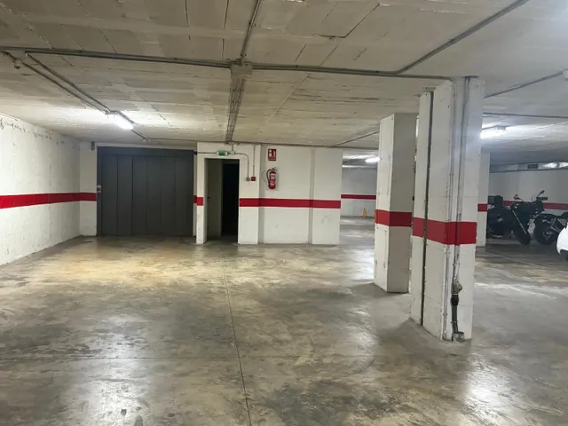 Plaza de parking — 7