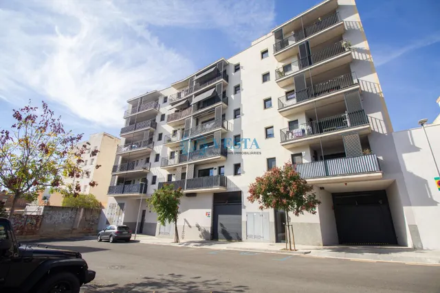 PISO DE 4 habitaciones EN EL CENTRO DE REUS — 36