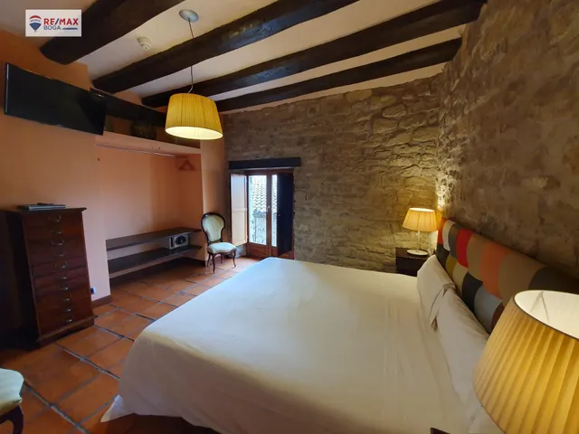 OPORTUNIDAD DE HOTEL EN UN ENTORNO DE ENSUEÑO — 31