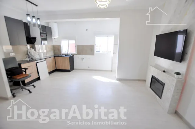 ¡REFORMADO A ESTRENAR! ACOGEDOR, MODERNO Y EXTERIOR, CERCA DEL CENTRO — 25