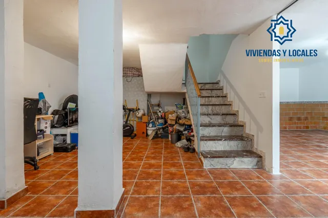 Encantadora Casa Reformada en Ogijares con Vistas y Espacios para Disfrutar — 43