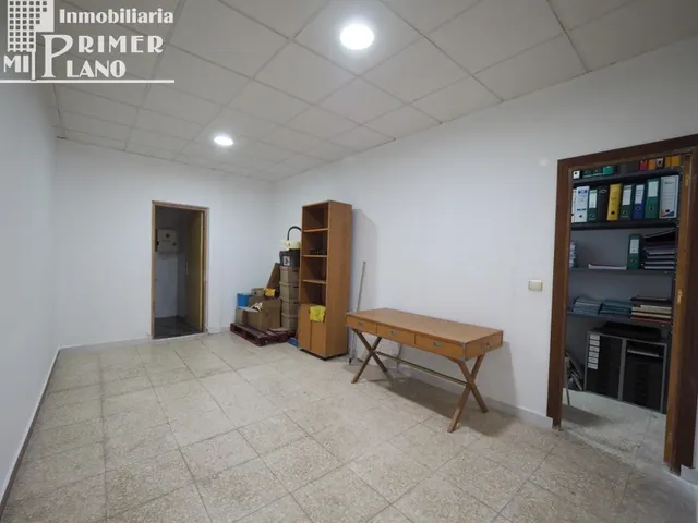 Oficina en alquiler - Calle Campo — 7