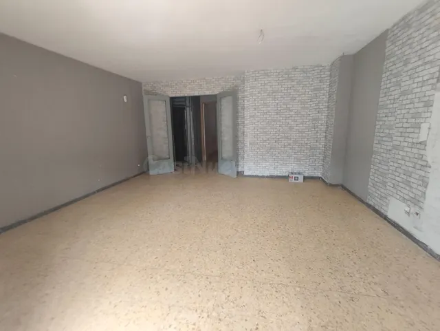 Ático dúplex de 154 m2 para reformar en el centro de Capella - foto 2
