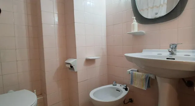 AMPLIA VIVIENDA DE 4 DORMITORIOS Y 2 BAÑOS. MEJOR PRECIO DE ZONA — 28