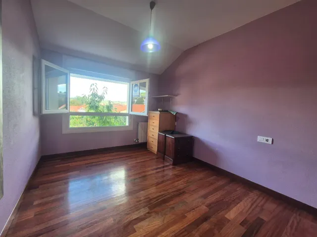 ¡Impresionante Adosado en Valle de Mena por solo €240.000! — 20