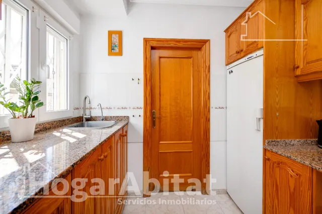MAGNIFICO CHALET CON PISCINA, GARAJE, TERRAZA Y BARBACOA — 15