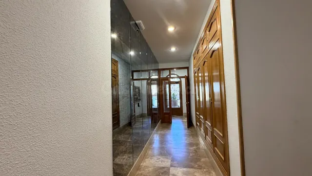 127 m2 con doble posibilidad: oficina funcional o vivienda a - foto 3