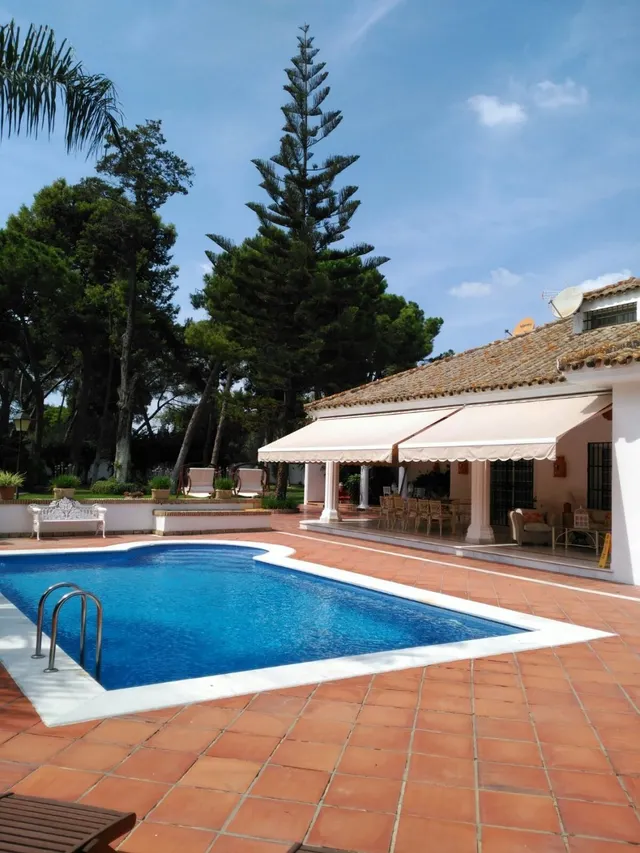 FANTÁSTICO CHALET EN LA JARA — 2