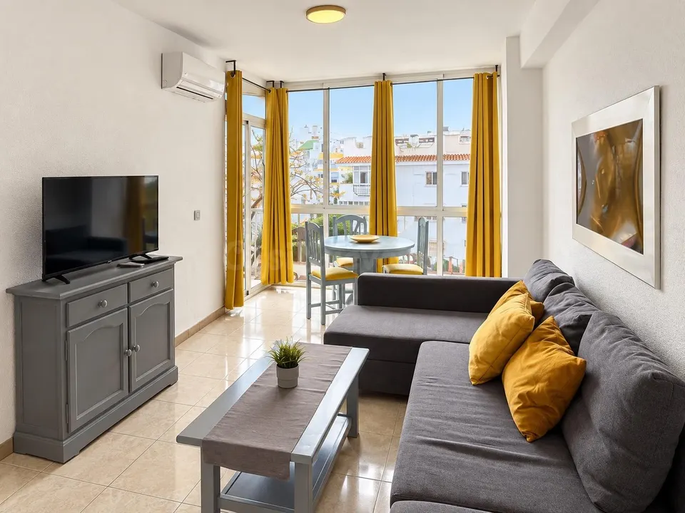 TORREMOLINOS 1 DORMITORIO