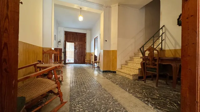 Casa de pueblo con gran potencial en el centro de Pego — 6