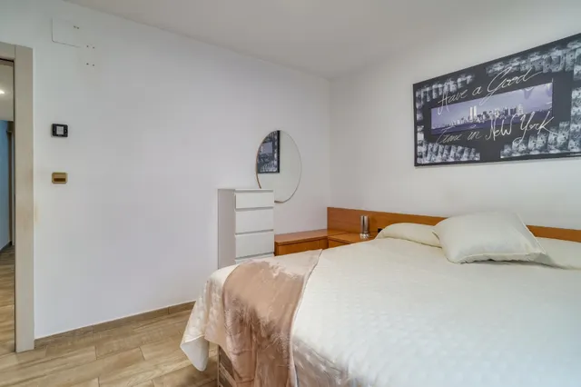 Espectacular piso, muy luminoso y listo para entrar a vivir en Prat de Llobregat!! — 25