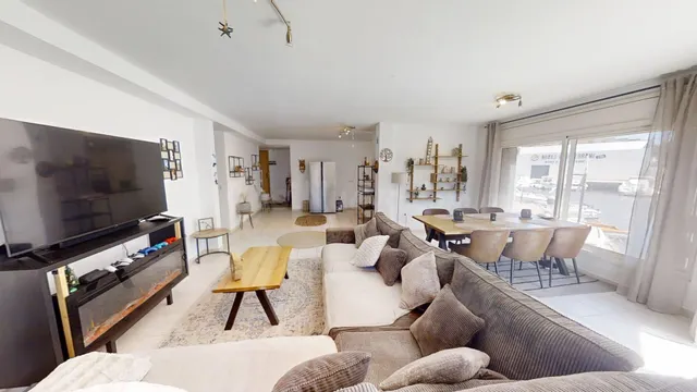 Piso en Santa Margarita de 3 habitaciones con amarre - foto 3