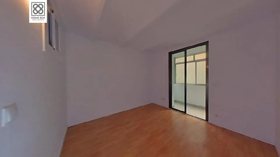 PISO EN VENTA EN CALLE TAPIOLES
