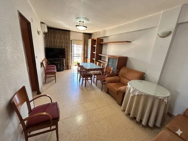 ¡Buena Oportunidad - Piso en Vara de Quart / Tres Forques -  - foto 5
