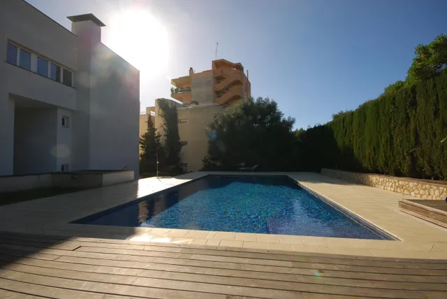 Piso muy cómodo y  acogedor en zona de la Bonanova  de Palma con vistas al mar . — 15