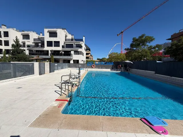 Exclusiva vivienda de 4 dormitorios en Prado de Somosaguas (