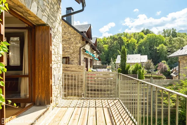 Chalet Adosado en Tramacastilla de Tena - foto 4