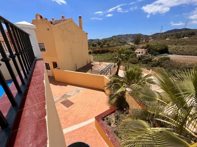 Venta de 2 Pisos en construcción + 2 Plazas de PK, Urbanización La Noria, en Nerja - Málaga. — 7