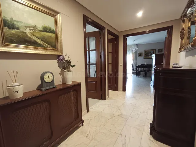 SE VENDE PISO EN BULEVAR HERNÁN RUIZ - foto 2
