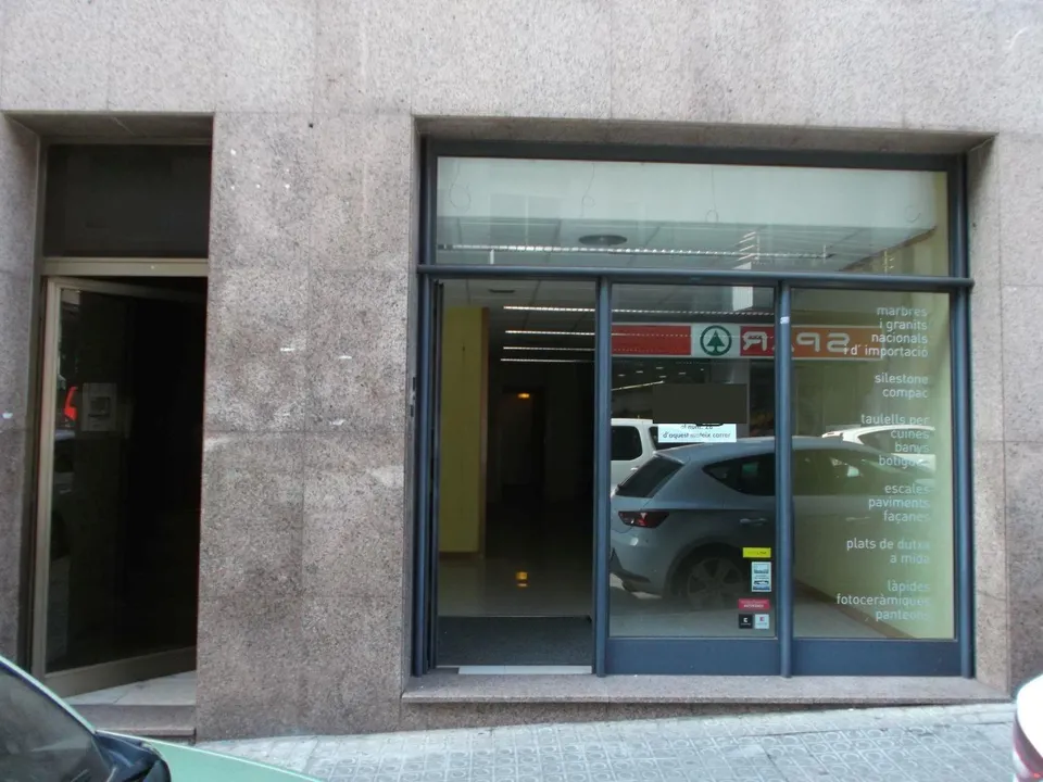 EDIFICIO EN VENTA EN MANRESA
