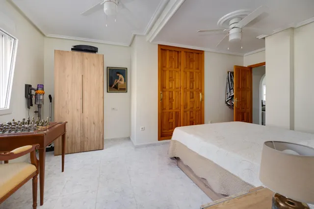 MAGNIFICO CHALET INDEPENDIENTE CON PISCINA PRIVADA Y VISTAS AL CAMPO DE GOLF EN CIUDAD QUESADA — 17