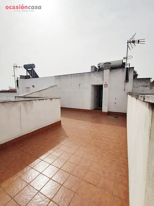 PRECIOSA CASA EN EL CARPIO!! — 2