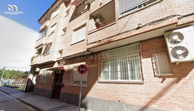 OPORTUNIDAD DE INVERSIÓN- PISO OCUPADO SIN POSESIÓN EN BENIA - foto 2