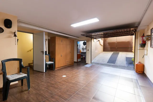¡exclusiva vivienda unifamiliar con patio privado en Armilla! — 33