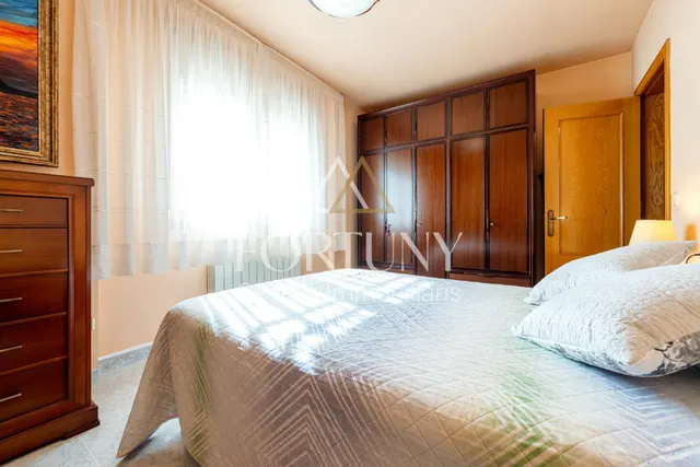 Casa en venta en calle Principal, Cabra del Camp. — 32
