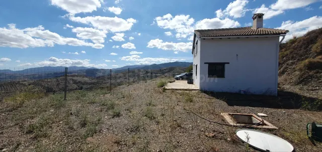 Casa de campo en el Parque Nacional de la Sierra de las Niev - foto 3
