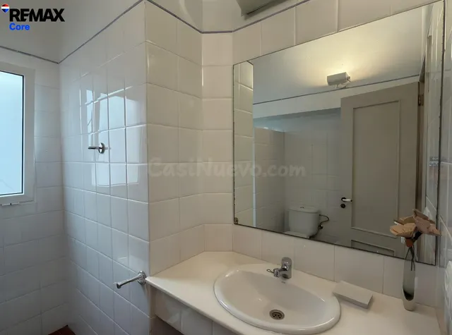 Casa con Encanto de 180 m2 con Patio y Gran Porche en el Centro de Puebla de la Calzada — 19