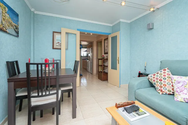 Piso luminoso con 4 habitaciones y 2 baños — 13